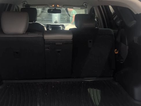 Used 2017 Hyundai Santa Fe Sport image 16