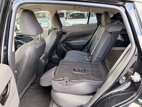 Used 2024 Subaru Crosstrek 2.0i Premium image 26