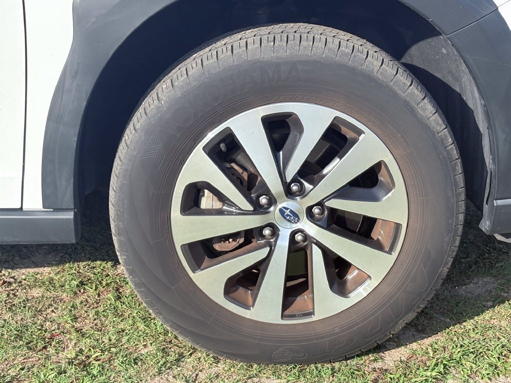 Used 2024 Subaru Outback Premium AWD/4WD image 14