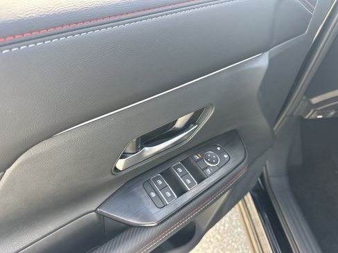 New 2026 Nissan Kicks SR FWD image 15