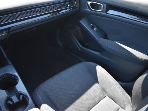 Used 2023 Honda Civic EX image 18