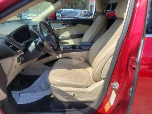 Used 2016 Lincoln MKX Reserve w/ Technology Package FWD image 16