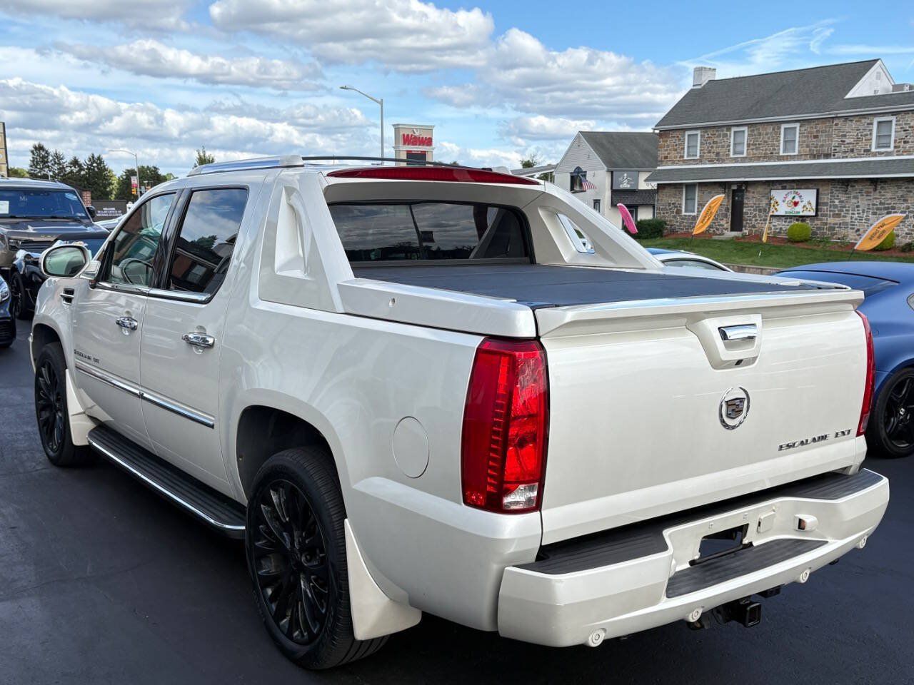 Used 2007 Cadillac Escalade EXT w/ Information Package AWD/4WD image 5