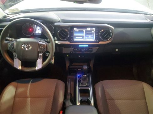 Used 2022 Toyota Tacoma 2WD Double Cab image 15