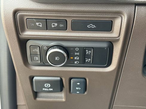 Used 2024 Ford F150 King Ranch w/ FX4 Off-Road Package AWD/4WD image 15