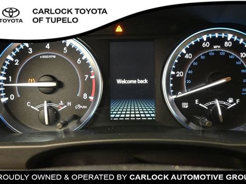 Used 2018 Toyota Highlander Limited FWD image 27