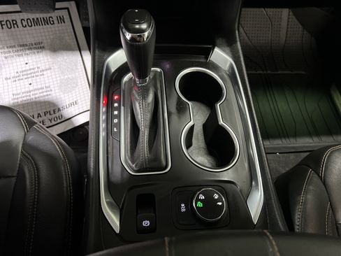 Certified 2019 Chevrolet Traverse RS image 23