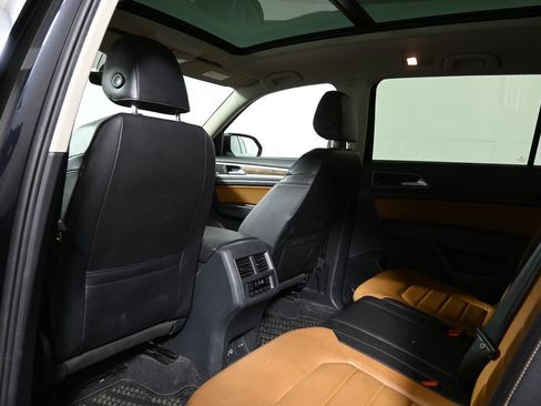 Used 2019 Volkswagen Atlas SEL Premium AWD/4WD image 7