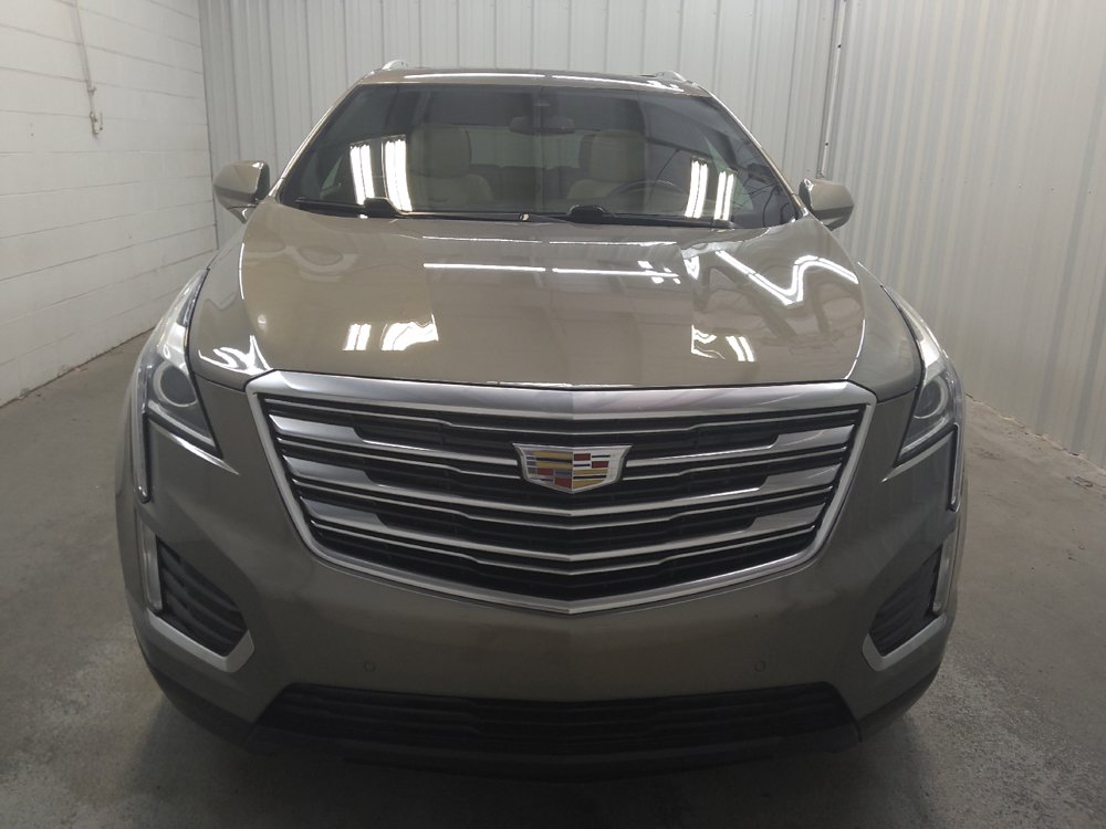 Used 2018 Cadillac XT5 Luxury w/ Driver Awareness Package FWD image 14