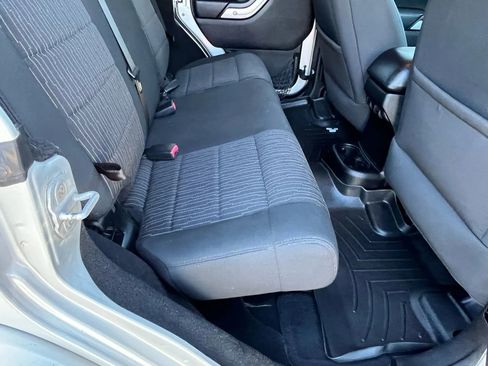 Used 2012 Jeep Wrangler Unlimited Sahara w/ Connectivity Group image 16