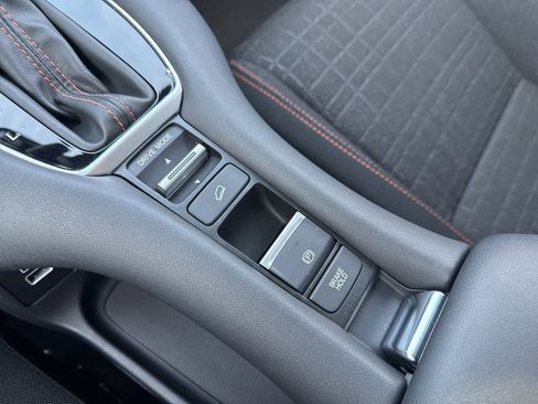 Used 2023 Honda HR-V Sport image 24