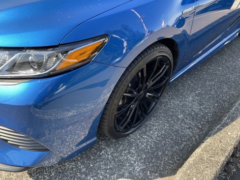 Used 2018 Toyota Camry SE FWD image 8