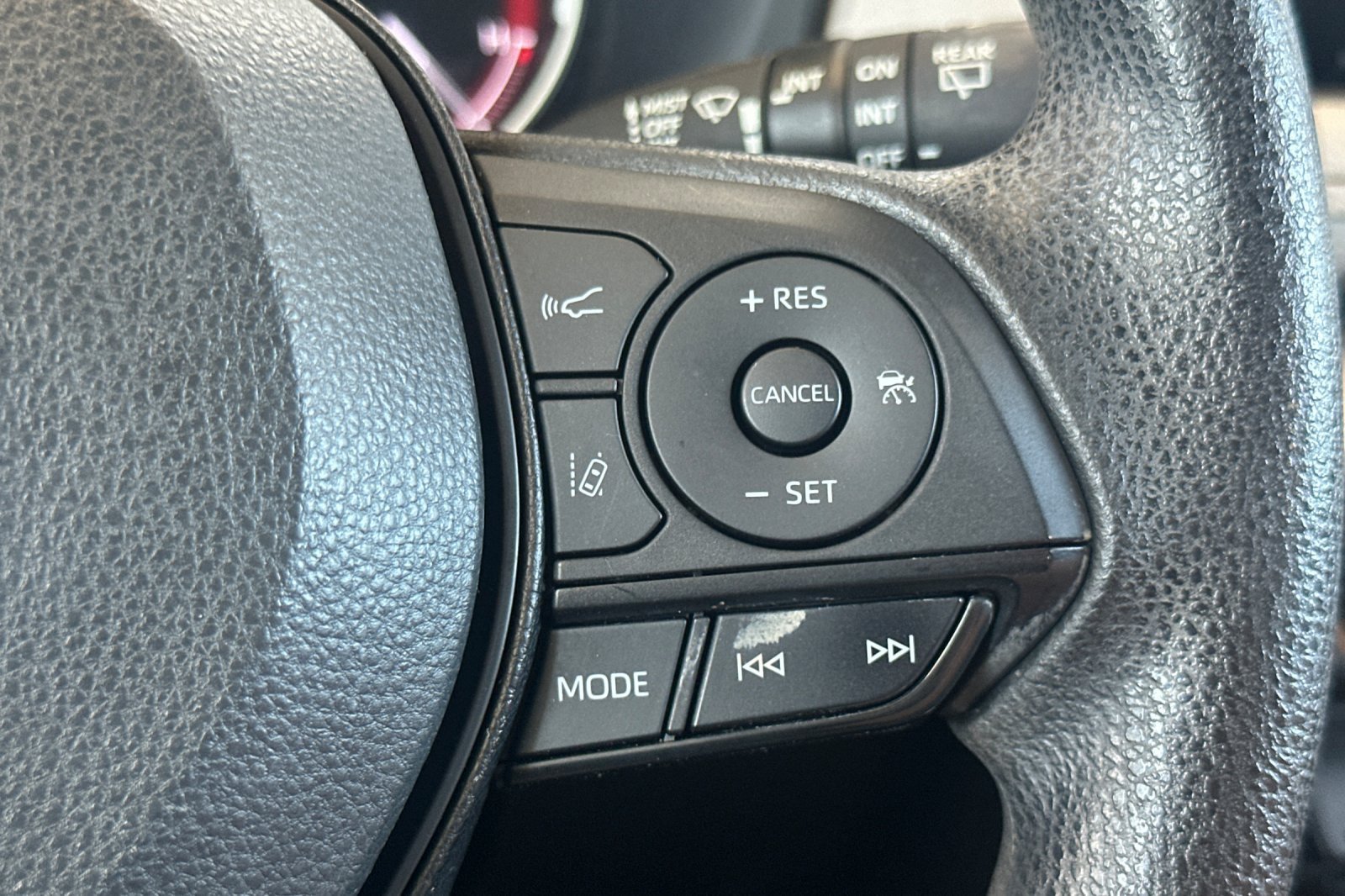 Certified 2023 Toyota RAV4 XLE w/ Convenience Package AWD/4WD image 29
