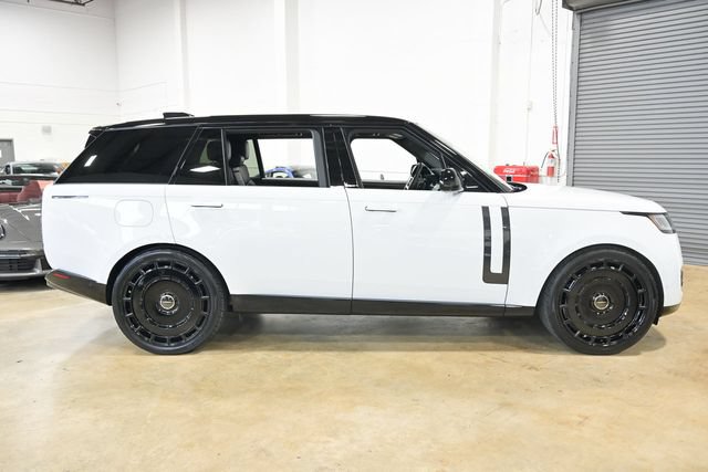 Used 2026 Land Rover Range Rover Long Wheelbase SE AWD/4WD image 13