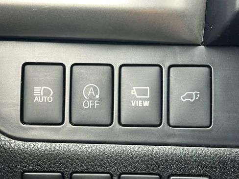 Used 2018 Toyota Highlander Limited AWD/4WD image 21