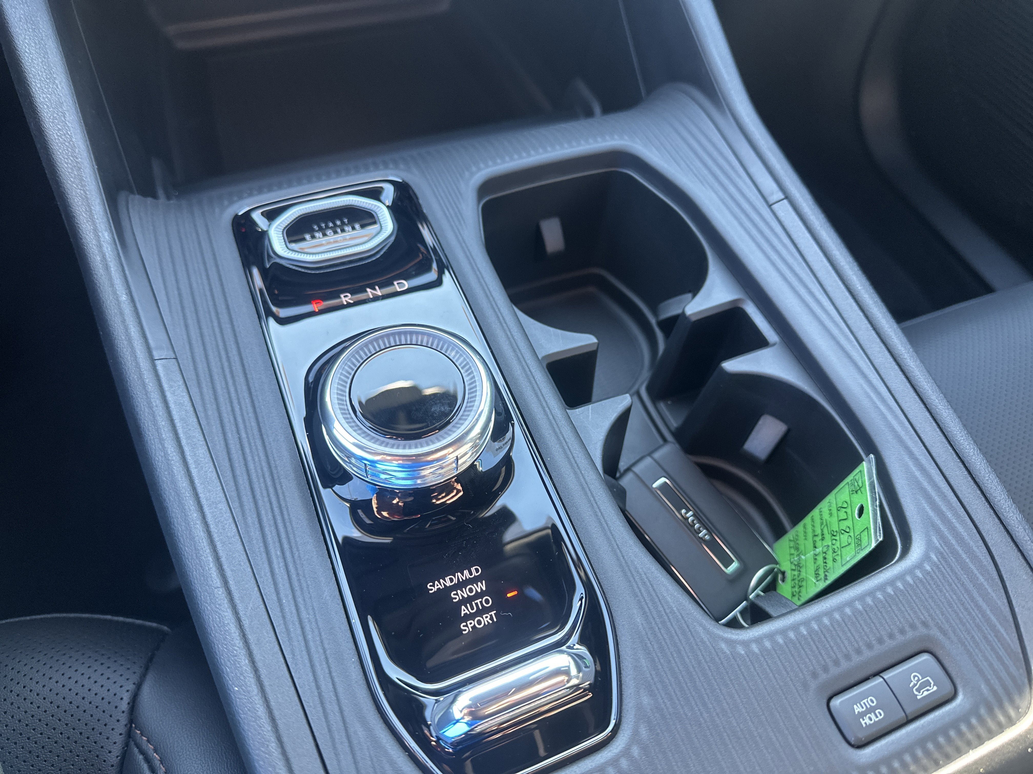 New 2026 Jeep Cherokee Limited AWD/4WD image 34