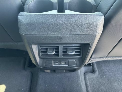 Used 2024 Chevrolet Colorado Z71 w/ Advanced Trailering Package AWD/4WD image 26