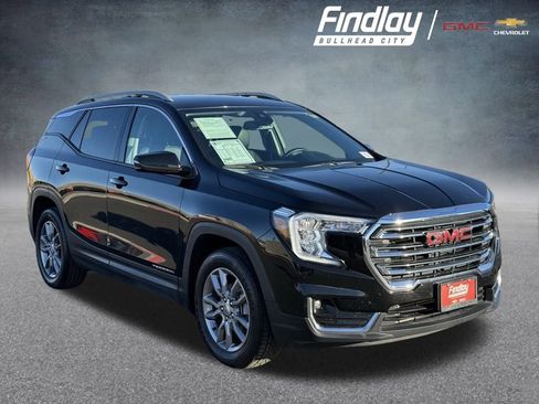 Used 2024 GMC Terrain SLT image 1