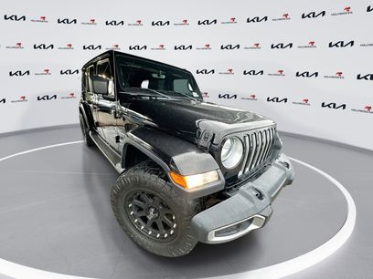 Used 2019 Jeep Wrangler Unlimited Sahara w/ Uconnect 4C Nav & Sound Group
