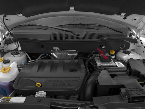 Used 2014 Jeep Compass Latitude FWD image 16
