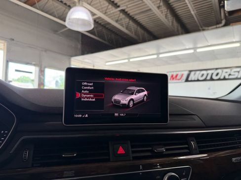 Used 2017 Audi A4 2.0T allroad Premium Plus w/ Technology Package AWD/4WD image 27