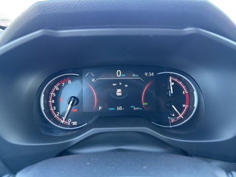 Certified 2025 Toyota RAV4 XLE Premium w/ Weather Package AWD/4WD image 15