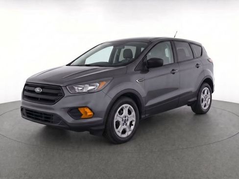 Used 2019 Ford Escape S FWD image 2