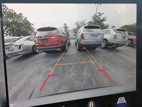 New 2026 Chevrolet Equinox ACTIV w/ Convenience Package III AWD/4WD image 14