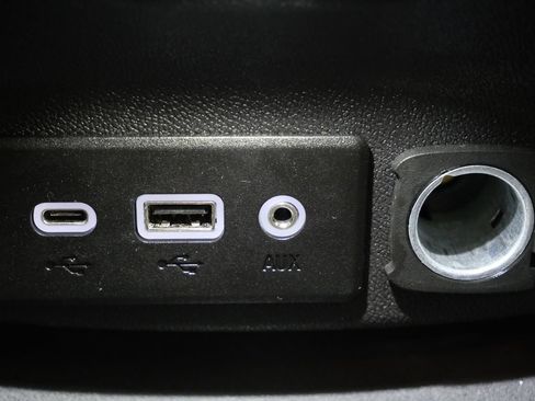 Used 2023 Chevrolet Malibu LT w/ Driver Confidence Package FWD image 21