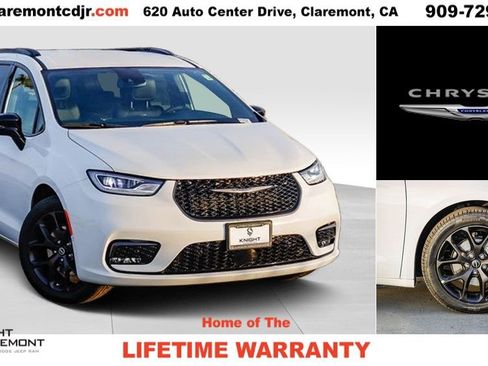 New 2026 Chrysler Pacifica Select w/ S Appearance Package image 1