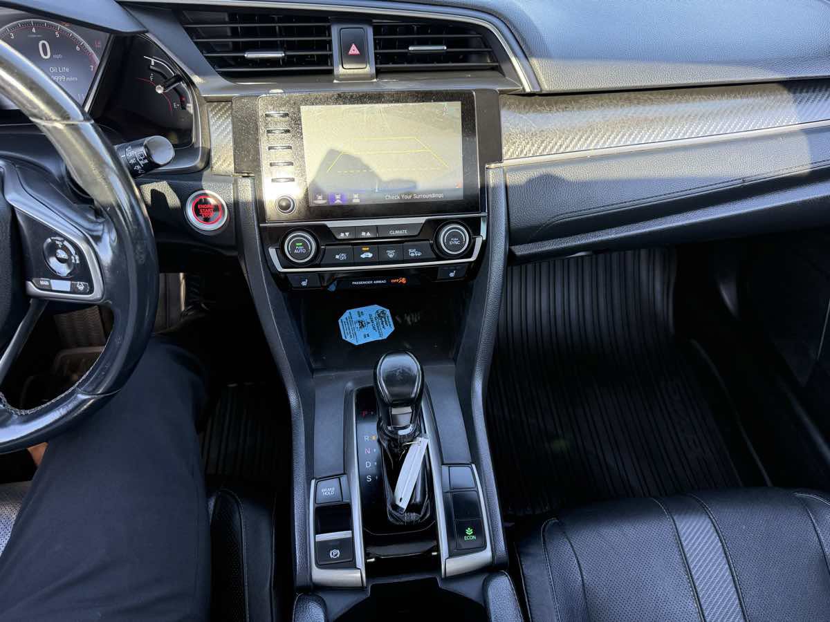 Used 2019 Honda Civic Sport Touring image 9