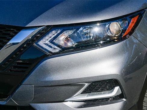 Used 2022 Nissan Rogue Sport SL image 13