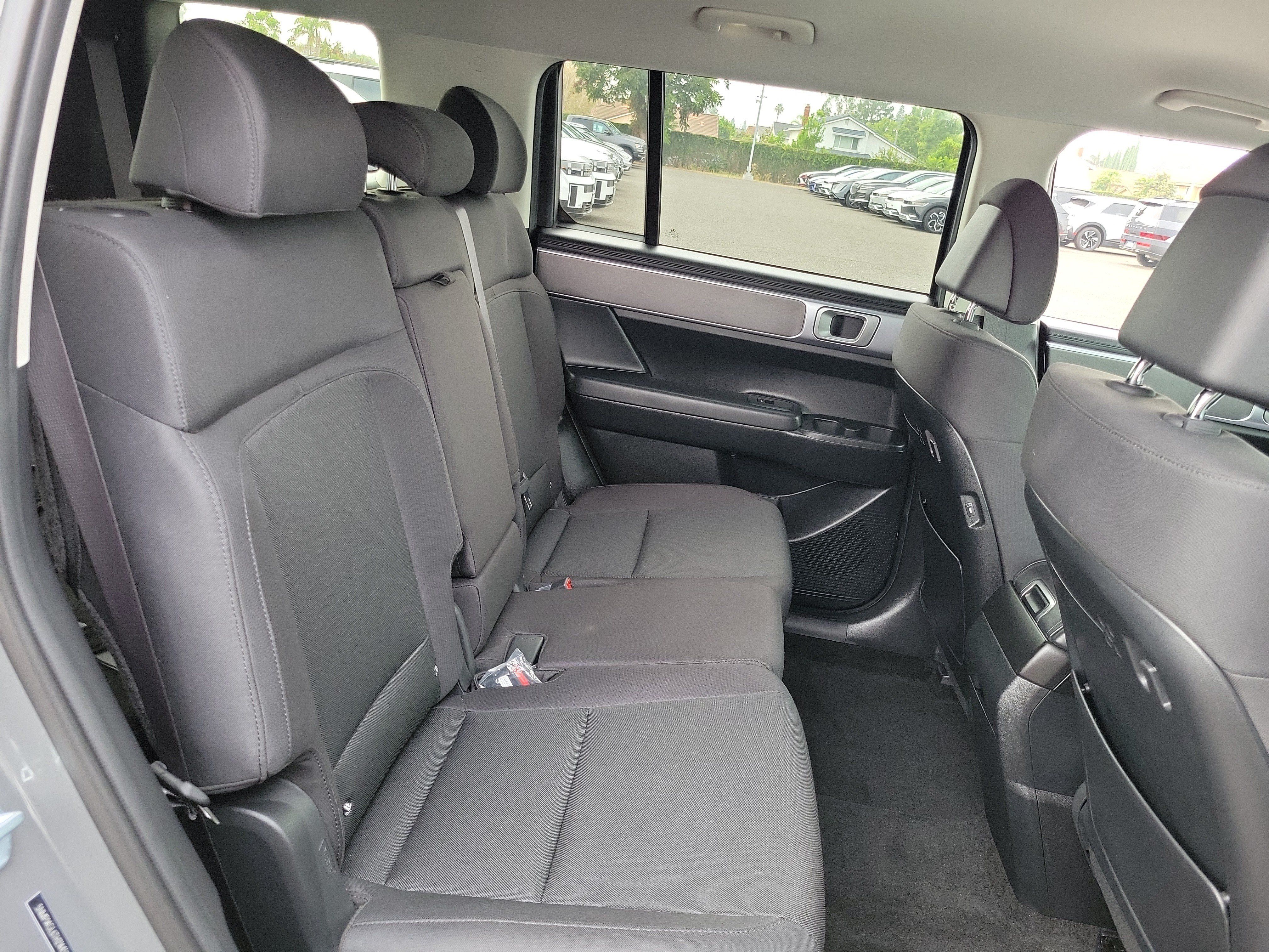 Certified 2026 Hyundai Santa Fe SE FWD image 24