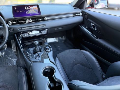 Used 2024 Toyota Supra 3.0 image 36