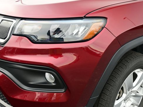 Used 2022 Jeep Compass Latitude w/ Convenience Group image 12