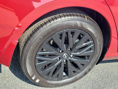 New 2026 Nissan Altima 2.5 SV w/ SV Special Edition Package FWD image 4