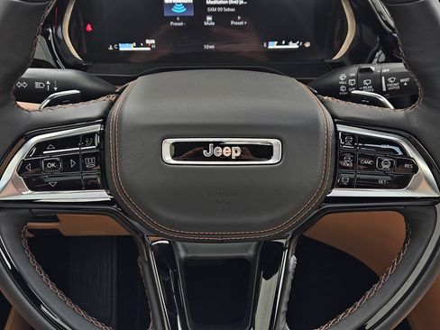New 2026 Jeep Grand Cherokee L Summit AWD/4WD image 23