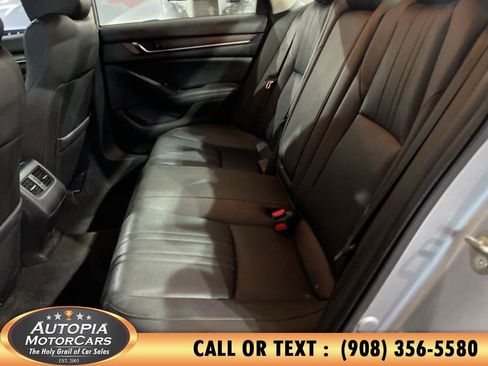 Used 2020 Honda Accord Touring image 17