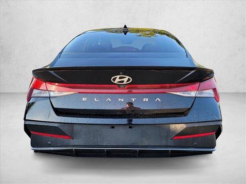 Used 2025 Hyundai Elantra Sport w/ Cargo Package FWD image 6
