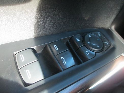 Used 2022 GMC Sierra 1500 SLT w/ SLT Premium Package image 24