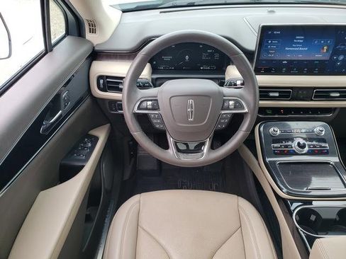 Used 2022 Lincoln Nautilus Reserve image 15