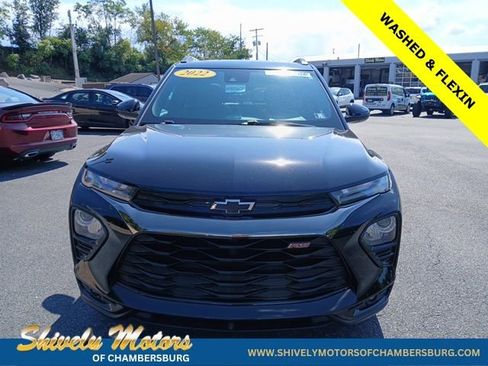 Used 2022 Chevrolet TrailBlazer RS w/ Sun and Liftgate Package image 8