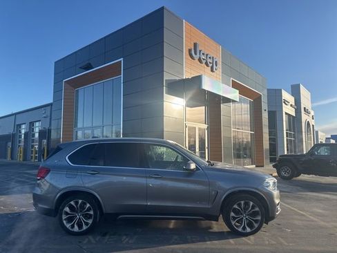 Used 2017 BMW X5 xDrive40e image 1