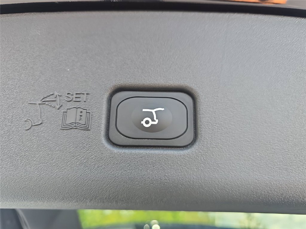 New 2026 Lincoln Nautilus Reserve AWD/4WD image 25