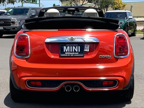 Used 2019 MINI Cooper S FWD image 2