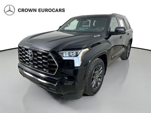 Used 2023 Toyota Sequoia Platinum AWD/4WD image 1