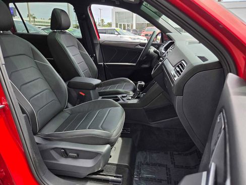 Used 2024 Volkswagen Tiguan SEL R-Line image 18