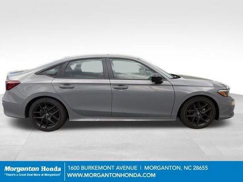 Used 2025 Honda Civic Sport image 10