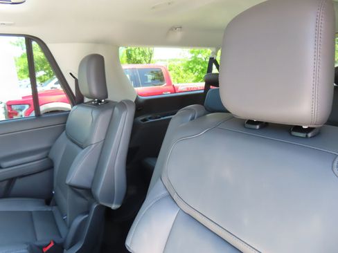 New 2026 Ford Expedition Max Active AWD/4WD image 19
