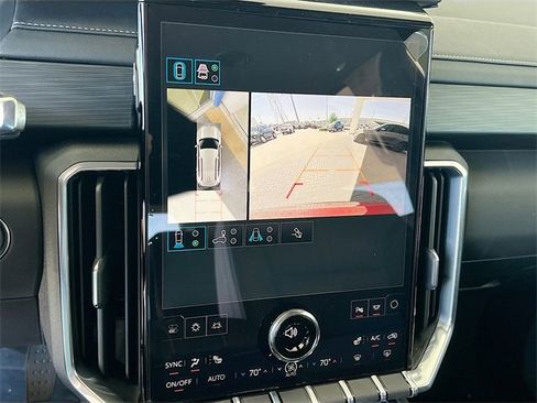 New 2026 GMC Acadia Elevation w/ Elevation Premium Package image 9